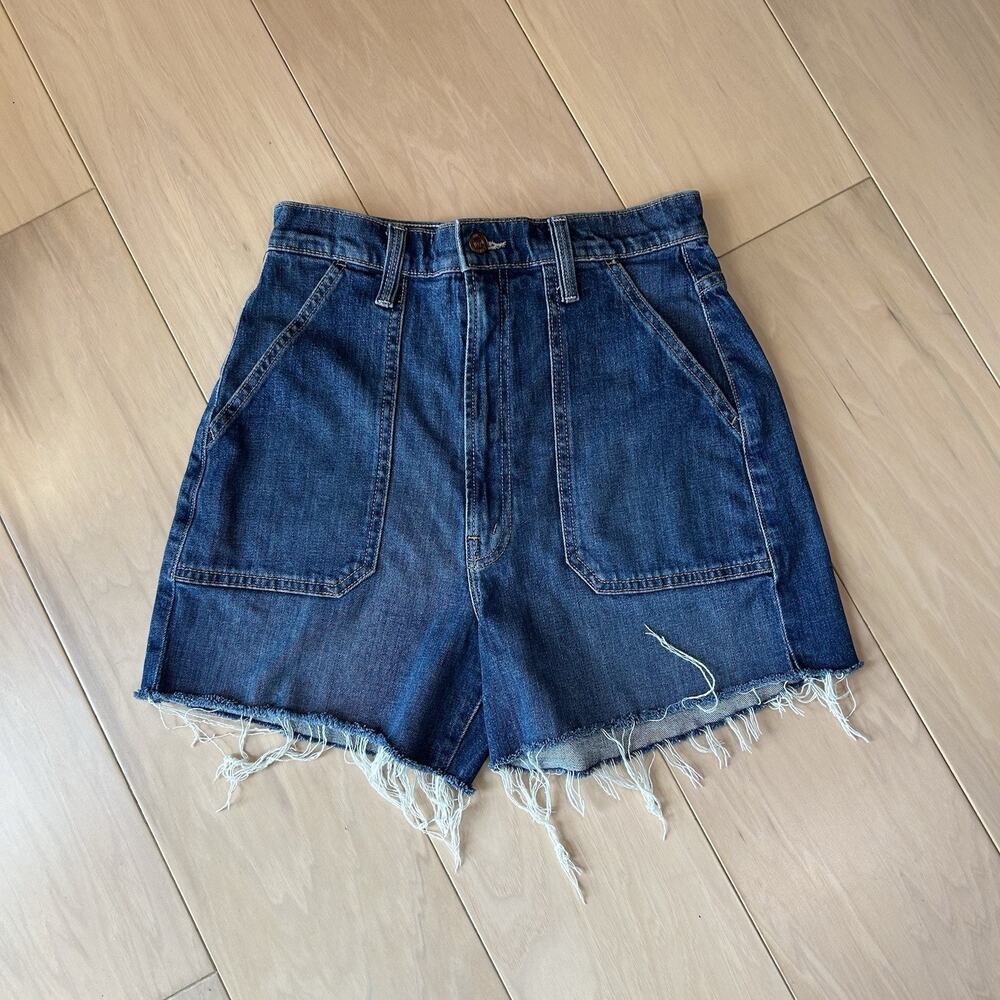 Mother Yhe Patch Rambler Rolled Shorts in Globe Trotter Women’s 26